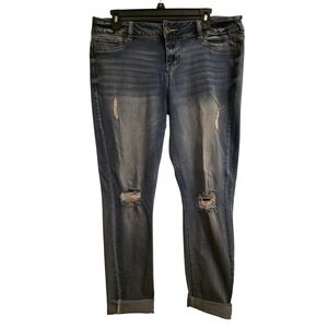 Maurices Womens Jeans‎ Blue Distressed Cuffed Slim Fit Size 12/ 14 L-R